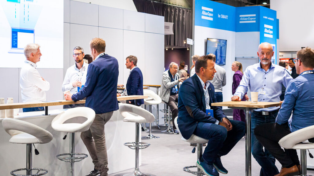 Kontakt-på-smart-industri-foretningsforbindelser
